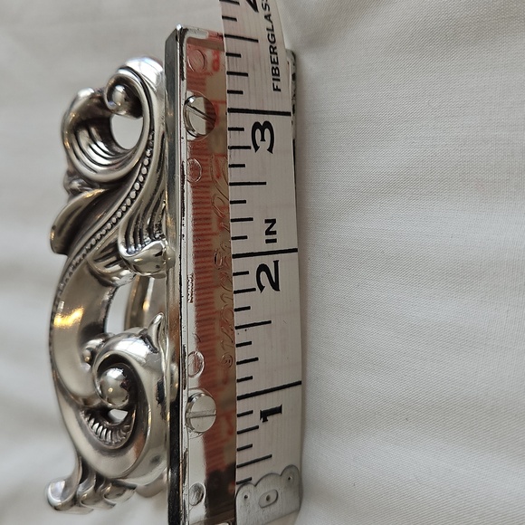 Beautiful Brighton Scrollwork Business Card Holder - Picture 5 of 5